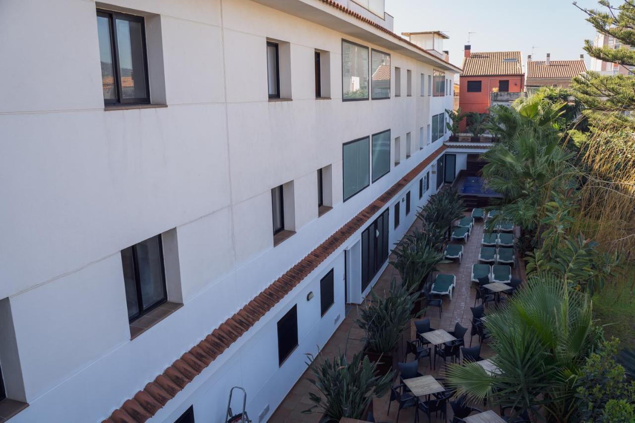 Ferienwohnung Beatrix 2000 Pineda de Mar Exterior foto